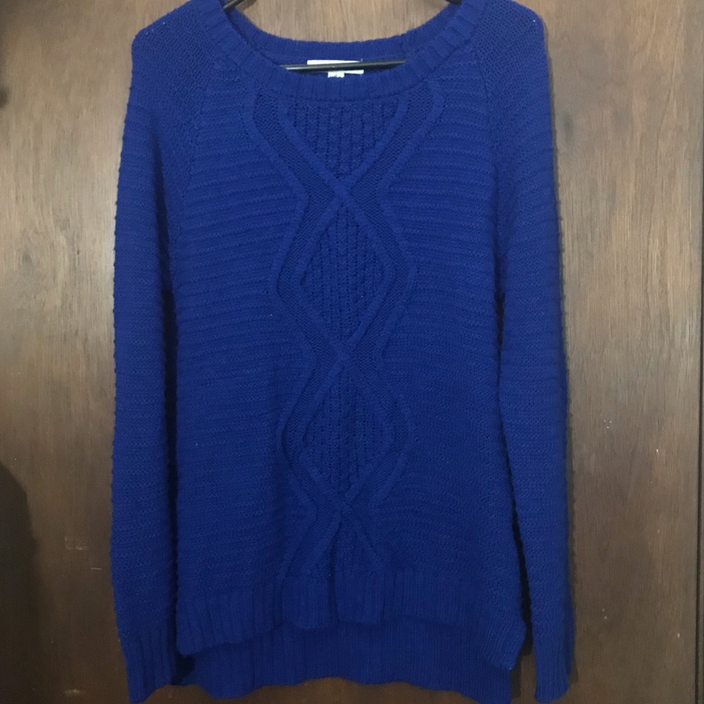 Medium Royal blue sweater